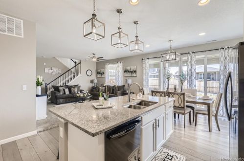 25512 Bayaud Pl, Aurora CO  80018 exterior