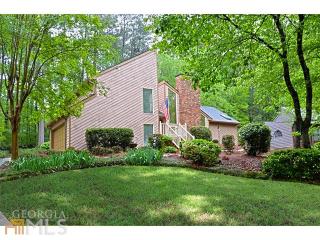 3484 Wood Acres Blvd, Duluth, GA 30096-3143