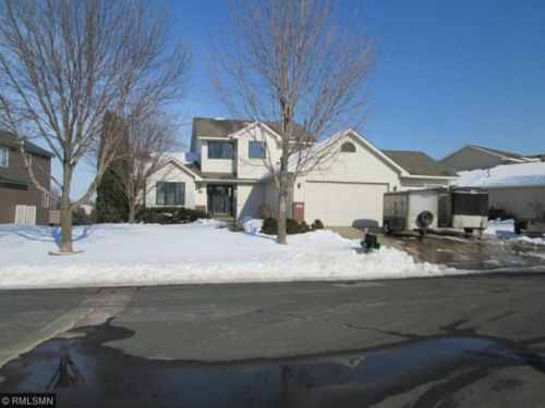 1098 Kinder Dr, Minnetrista, MN 55387