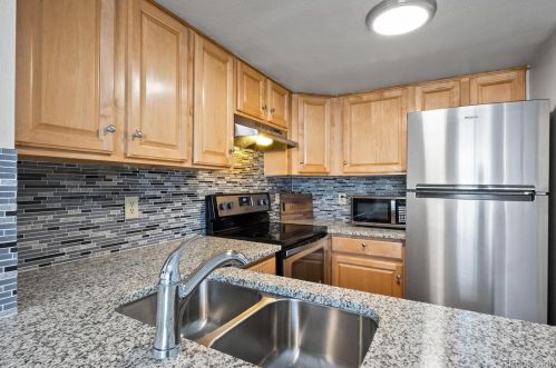 17164 Ford Dr, Aurora CO  80017-3204 exterior