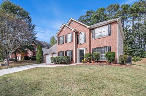 6468 Battery Pt, Stone Mountain, GA 30087-4688