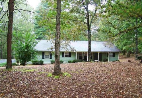 301 Claystone Walk, Cleveland, GA 30528-4220