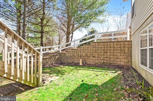 22 Honey Flower Dr, Trenton NJ  08620-9688 exterior