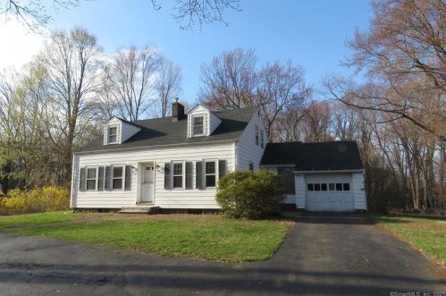 25 Maria Hotchkiss Rd, Waterbury, CT 06712-1311