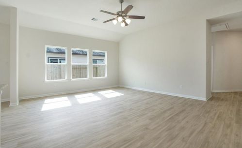 1722 Cindy Ln, Conroe TX  77304-3158 exterior