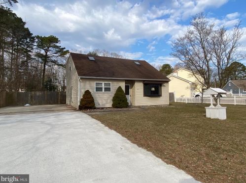 11 Diana Dr, Erial, NJ 08081-9751