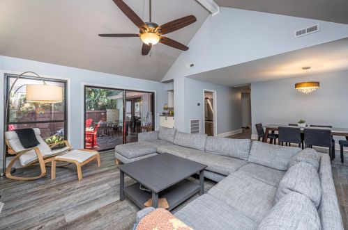 1 Lake Village Ln, Isle Of Palms SC  29451-2713 exterior