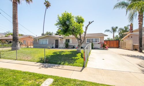 12215 12th St, Yucaipa, CA 92399-1937