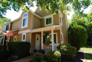 112 Longacre Ct, Millstone, NJ 08844-1441