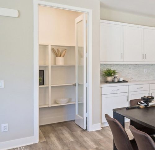 9894 Finch Ave, Santa Ana, CA 92708-7240