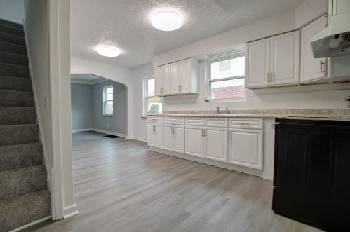 7850 Daly Rd, Cincinnati OH 45231-3615 exterior