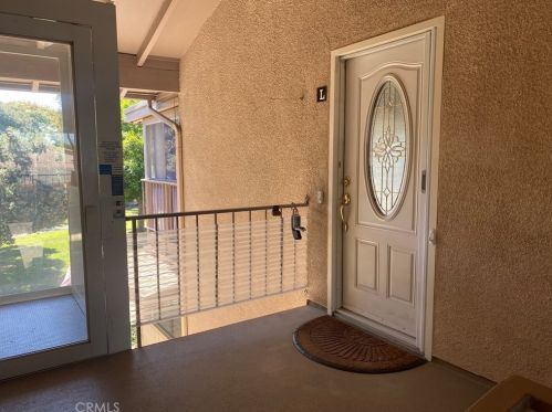 1860 Mckinney Way, Seal Beach, CA 90740-4476