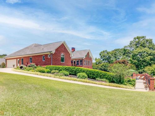 1216 Mill Creek Ln, Stockbridge GA  30281-4879 exterior