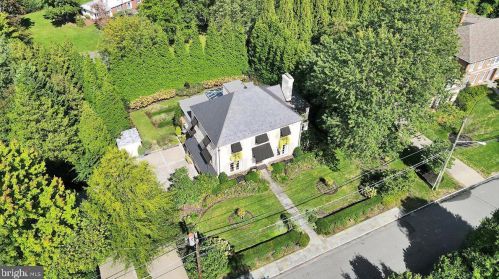 145 Winding Way, Tavistock NJ 08033-3642 exterior