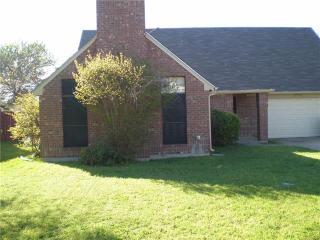 8009 Courageous Dr, Rowlett TX  75089-2503 exterior