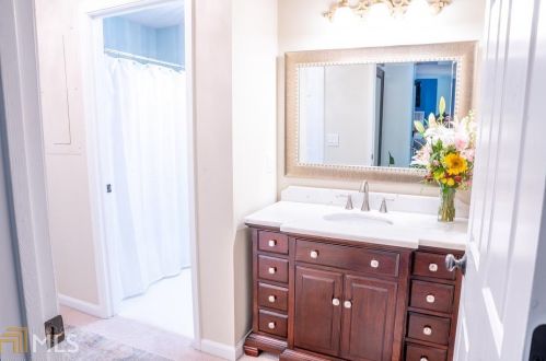 505 Bainbridge Dr, Atlanta GA  30327-4273 exterior