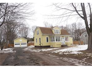 90 Berlin St, Southington, CT 06489-3704
