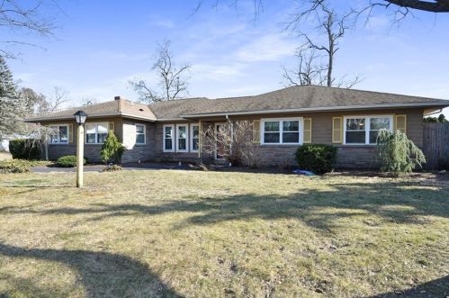 115 Aspinet Dr, Warwick, RI 02888-6106