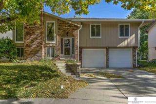 2302 Arlington Pl, Bellevue, NE 68123-1039