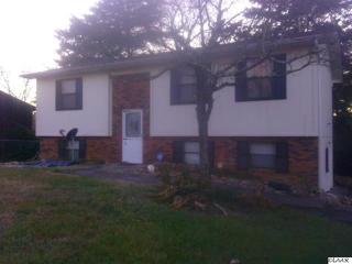 707 Hilltop Dr, Morristown, TN 37814-2872