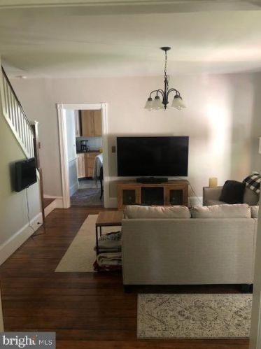 208 Atlantic Ave, Haddonfield NJ  08033-3302 exterior