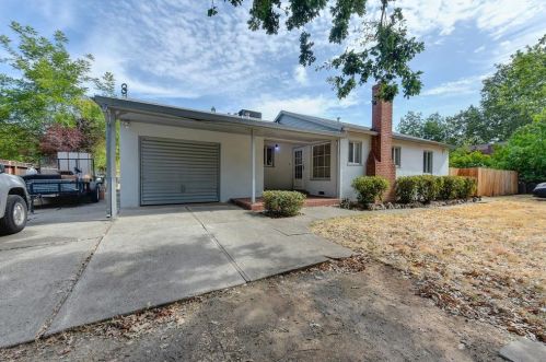 7135 Eagle Rd, Fair Oaks, CA 95628-4509