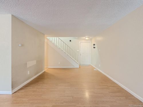 3014 Macon Cir, Aurora CO 80014-3092 exterior