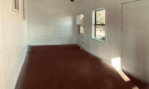 1504 11th St, Austin TX  78702-1909 exterior