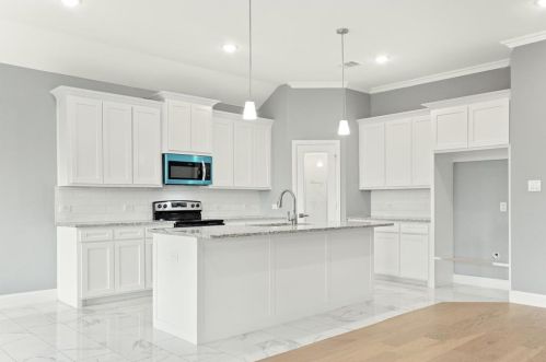 1524 Langston St, Fort Worth TX  76105-2723 exterior