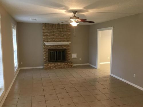 1214 Sand Stone Dr, Richmond TX  77406-2313 exterior