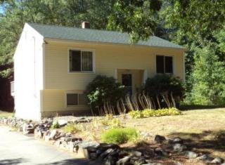 13 Witch Ln, Plaistow, NH 03865-2233