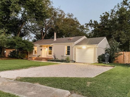 10652 Cayuga Dr, Dallas, TX 75228-2804
