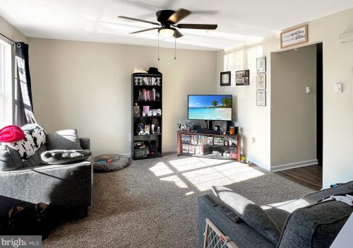 37 Talcon Ct, Charles Town WV  25414-5800 exterior