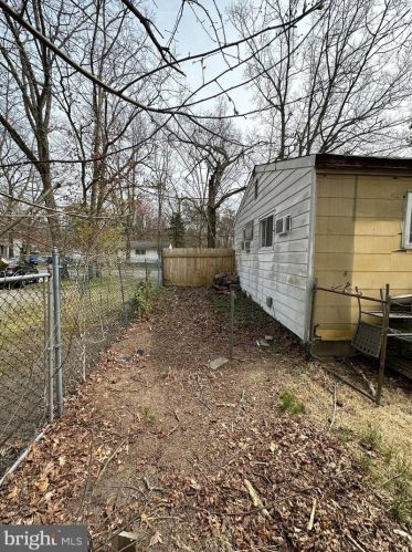 3061 Patricia Ct, Lakehurst, NJ 08759-4732