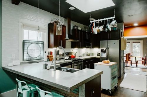 1837 Hosea L Williams Dr, Atlanta GA  30317-2211 exterior