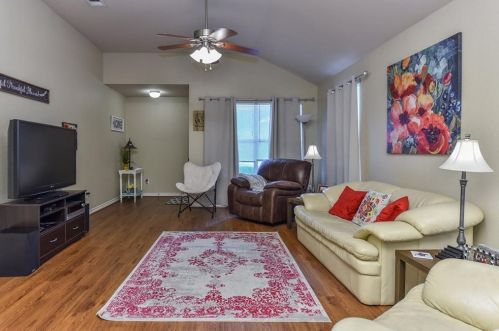 2532 University Dr, Fort Worth TX  76109-1146 exterior