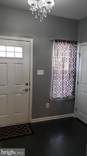 80 Sundance Dr, Trenton NJ 08619-3968 exterior