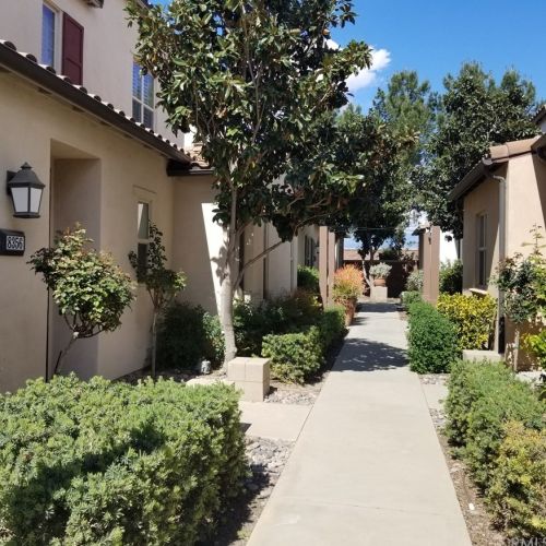 8356 Edgewood St, Chino, CA 91708-9325