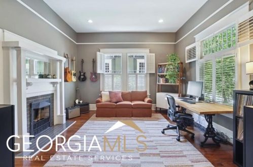 1074 Colquitt Ave, Atlanta GA  30307-1922 exterior