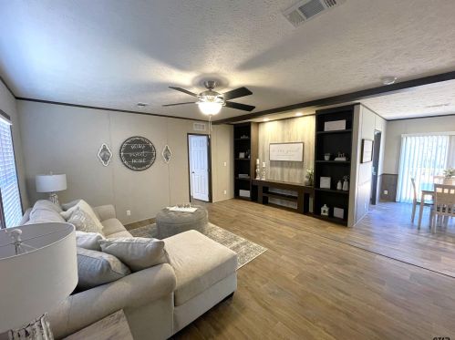 2462 Blocker Rd, Marshall TX 75672-3720 exterior