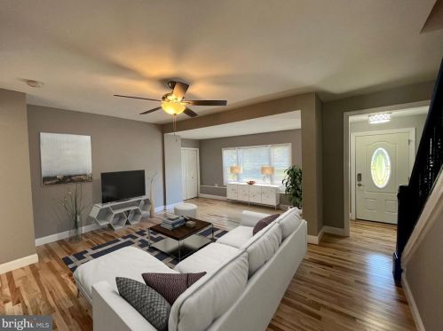 3 Atlantic Ave, Stratford, NJ 08084-1701