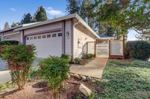 104 Carriage Ln, Grass Valley, CA 95949-9509