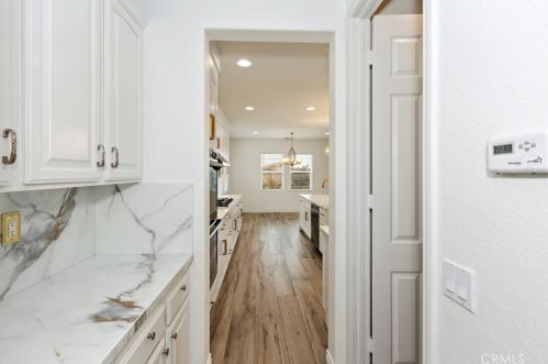11822 Abington St, Riverside CA  92503-5992 exterior