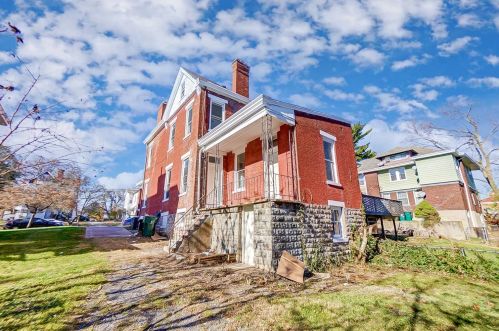 1038 Academy Ave, Cincinnati OH  45205-1643 exterior