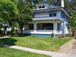 1330 Rockbridge Ave, Norfolk, VA 23508-1340