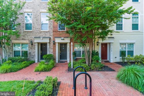 4302 4th Ct, Arlington, VA 22203-3137
