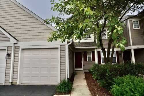 2219 Waterleaf Ct, Naperville IL  60564-4971 exterior