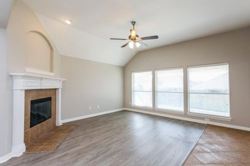 5213 Leander Way, Midlothian TX  76065-8869 exterior