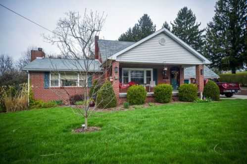 580 Pierpont Rd, Morgantown, WV 26508-4147