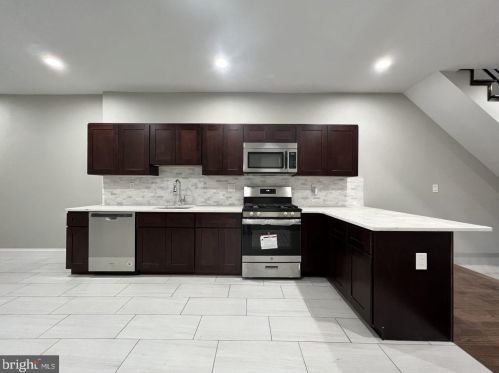 1611 61st St, Philadelphia PA  19151-3930 exterior